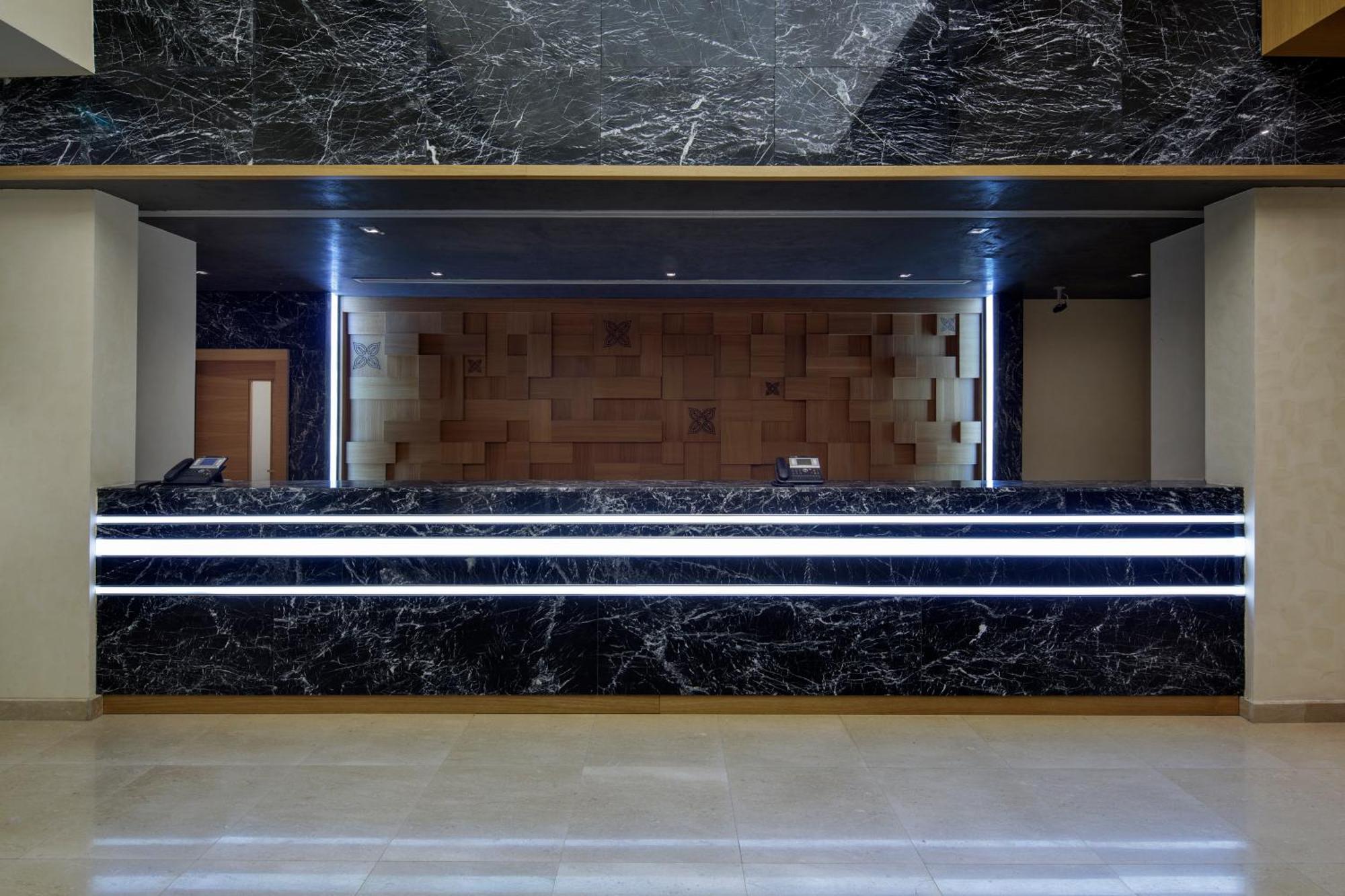 Hotel Wyndham Garden Diyarbakır Esterno foto