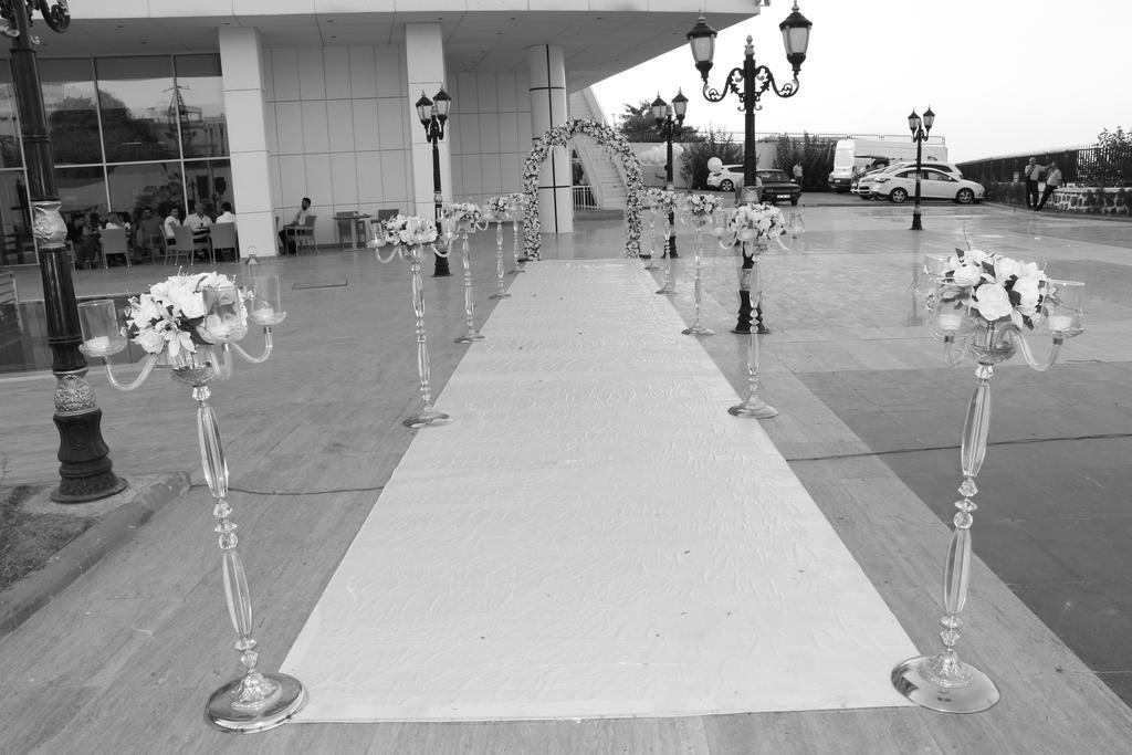 Hotel Wyndham Garden Diyarbakır Esterno foto