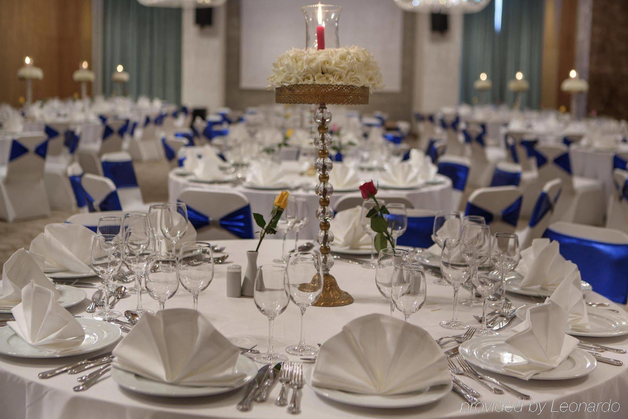 Hotel Wyndham Garden Diyarbakır Esterno foto