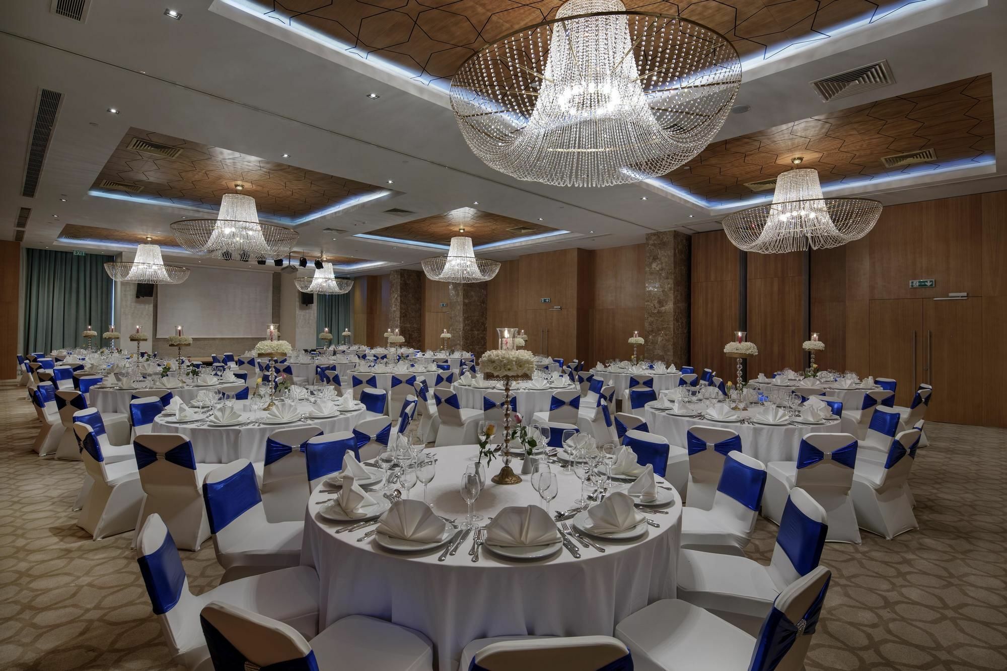 Hotel Wyndham Garden Diyarbakır Esterno foto